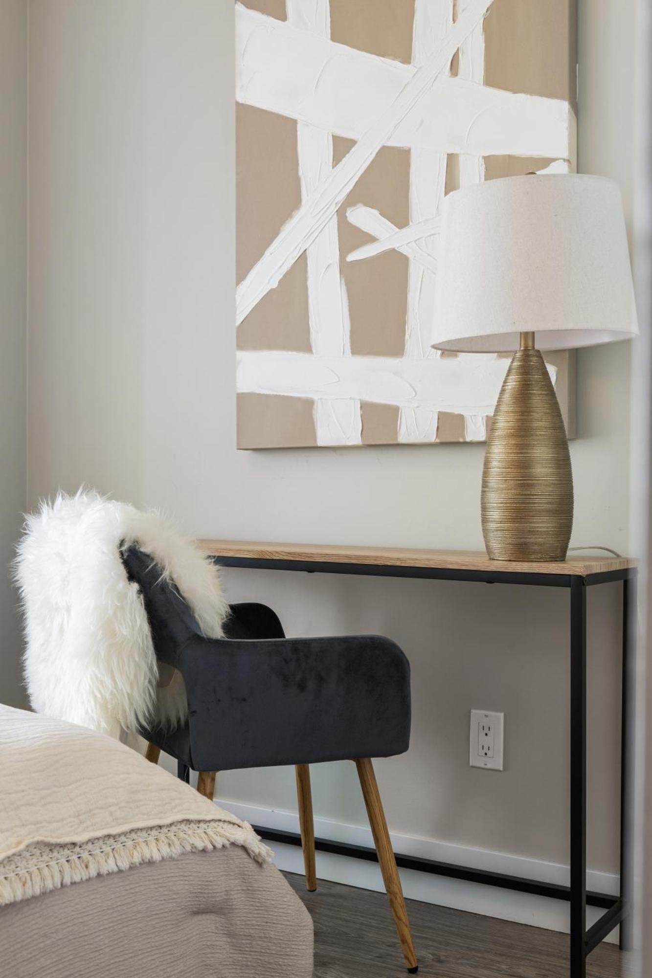 Modern Suite Calgary Downtown 5 Min Walk Stampede ภายนอก รูปภาพ